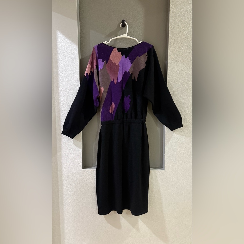 Adolfo Black Vintage 1970s Abstract Knit Midi Sweater Dress - Picture 2 of 6